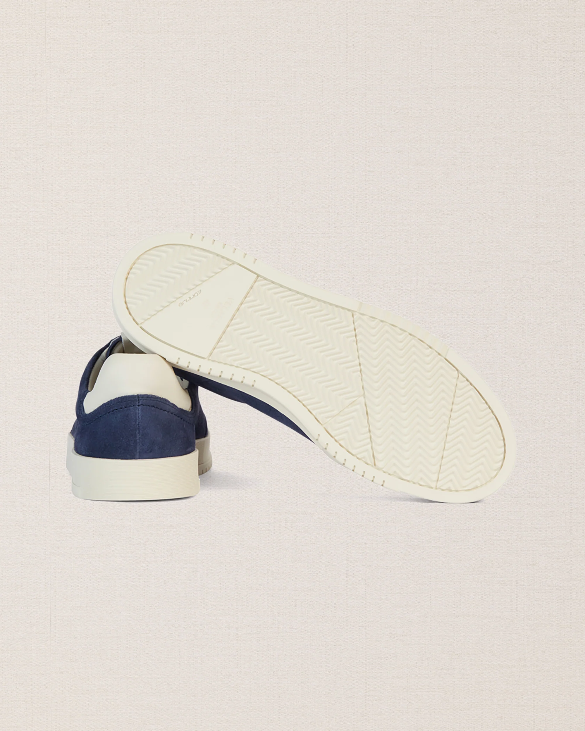 Amis - Image 6